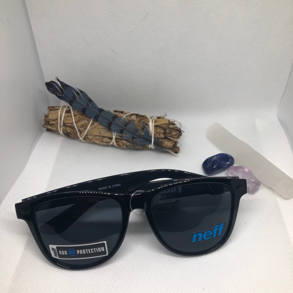 SUNGLASSES